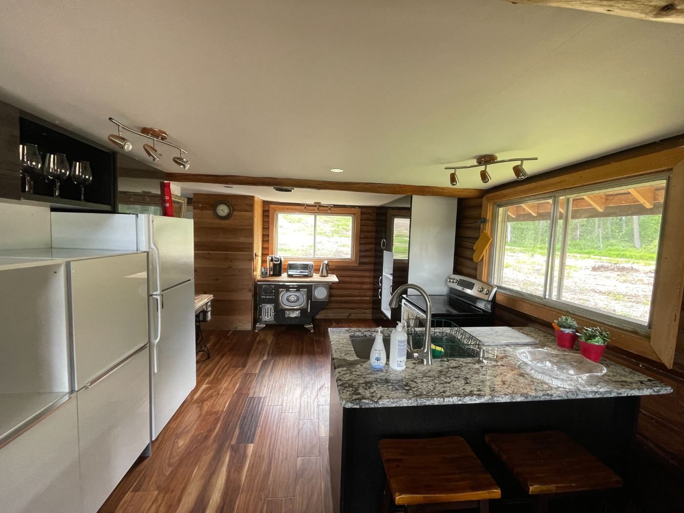 Kitchen with granite island